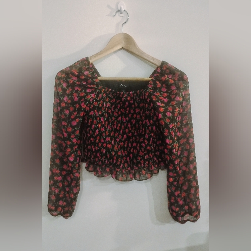 Art Class Cropped Festival Top